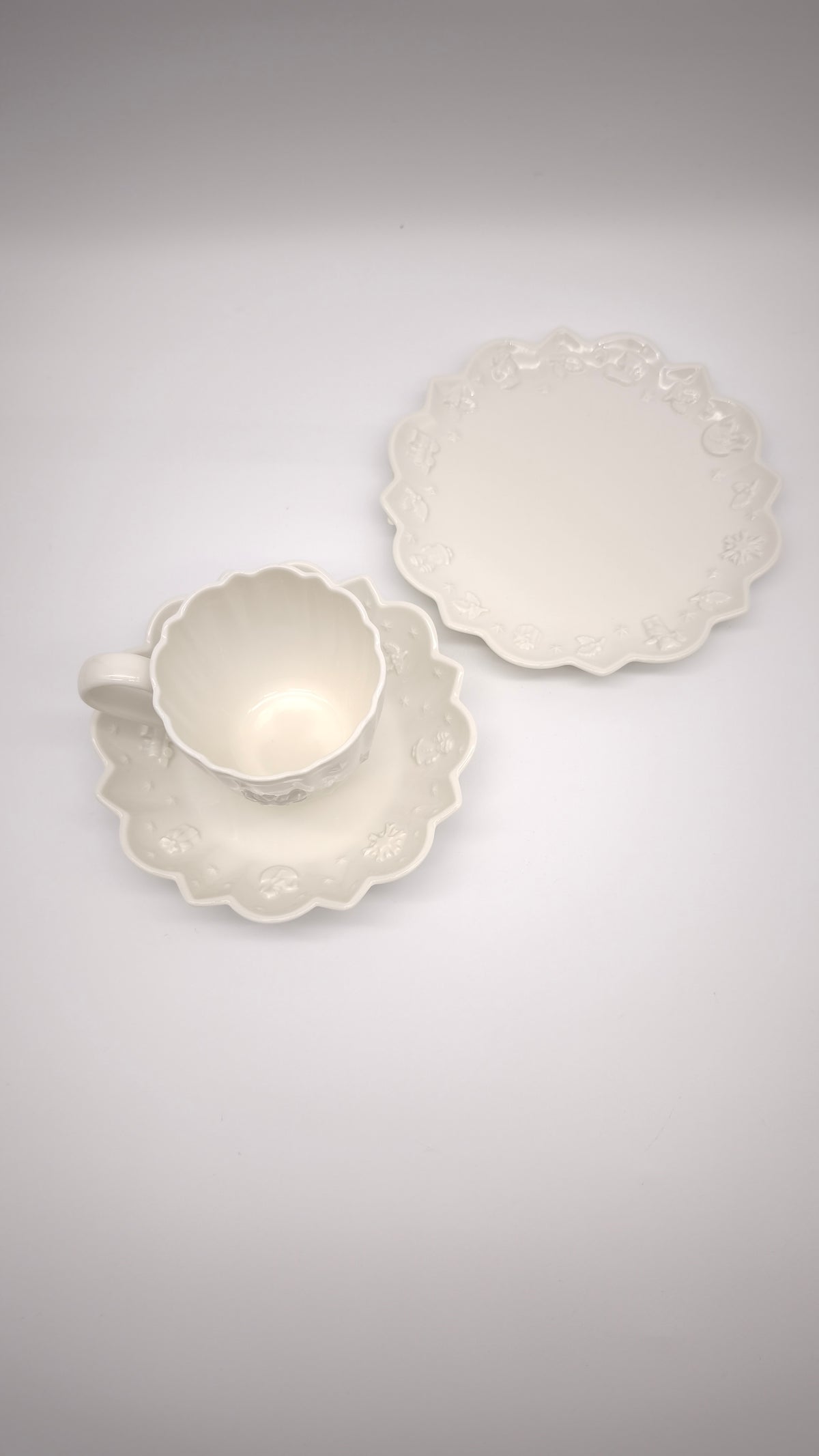93891 Set tazza con piattino e piatto da dolce Villeroy & Boch serie Toy's Delight in porcellana bianca