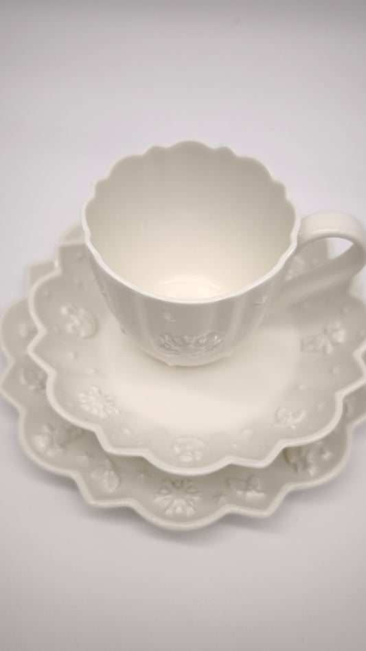 93891 Set tazza con piattino e piatto da dolce Villeroy & Boch serie Toy's Delight in porcellana bianca