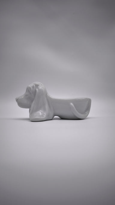 93811 Porta cenere Basset Hound in ceramica bianca