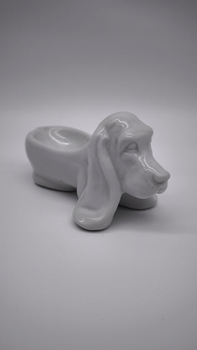 93811 Porta cenere Basset Hound in ceramica bianca