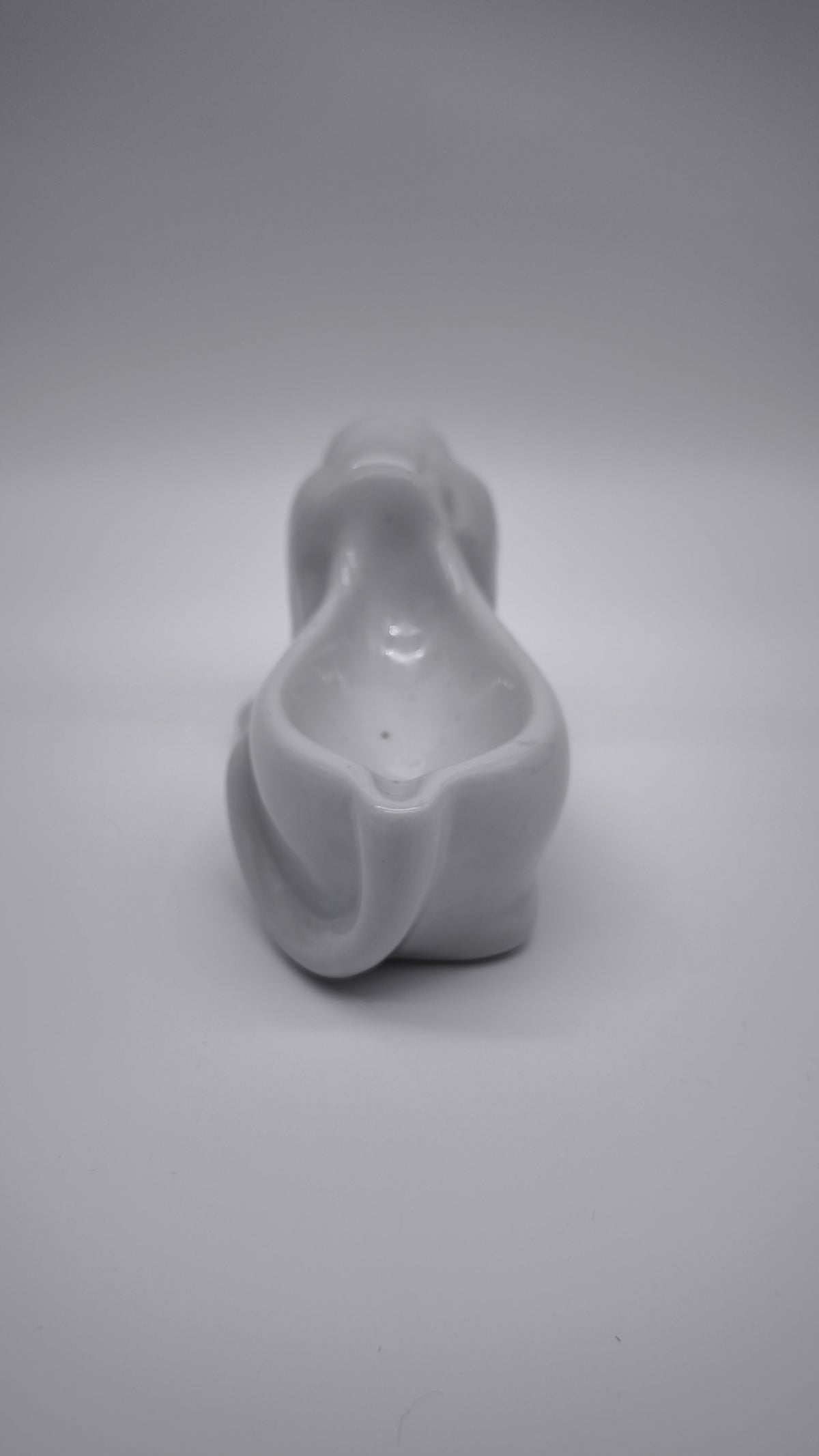 93811 Porta cenere Basset Hound in ceramica bianca