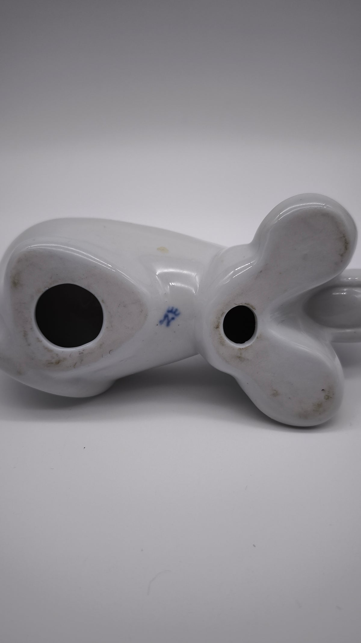 93811 Porta cenere Basset Hound in ceramica bianca