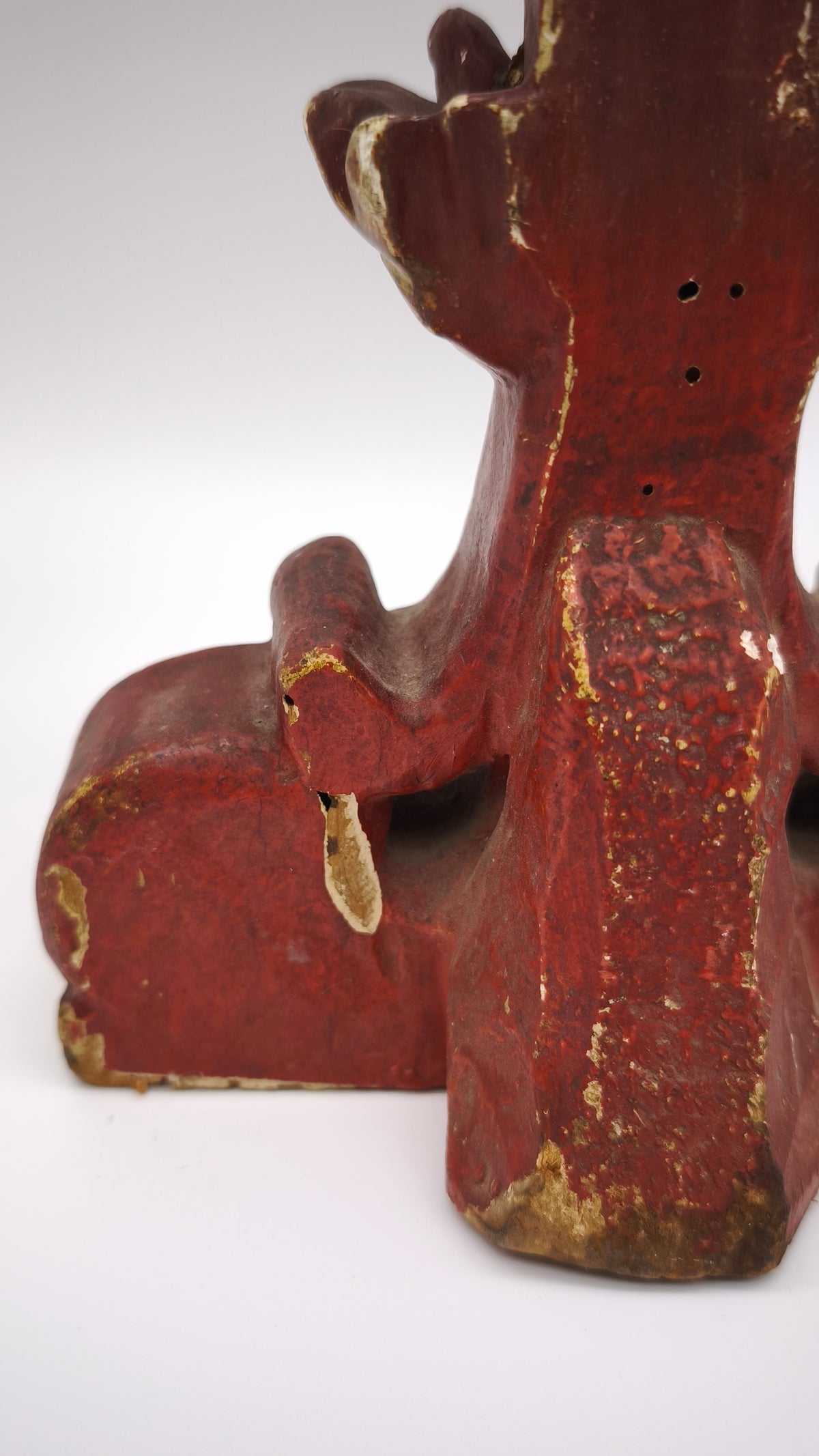93786 Reliquiario ostensorio da tavolo in legno intagliato, XIX secolo