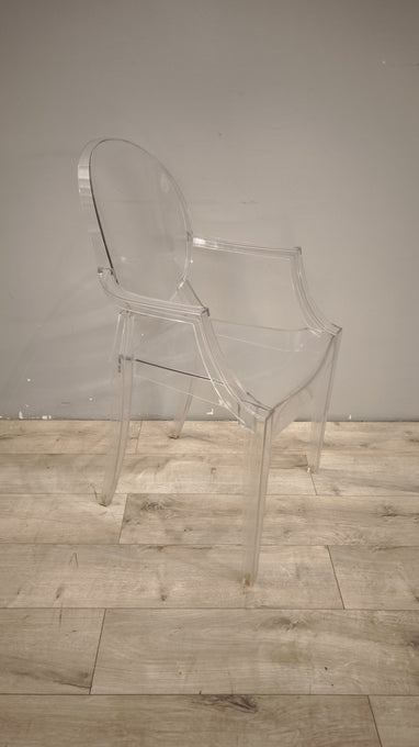 93972 Poltroncina Kartell con braccioli modello Louis Ghost