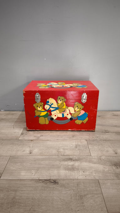 94044 Baule in legno con orsetti dipinti