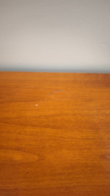 94077 Comò bombato in legno