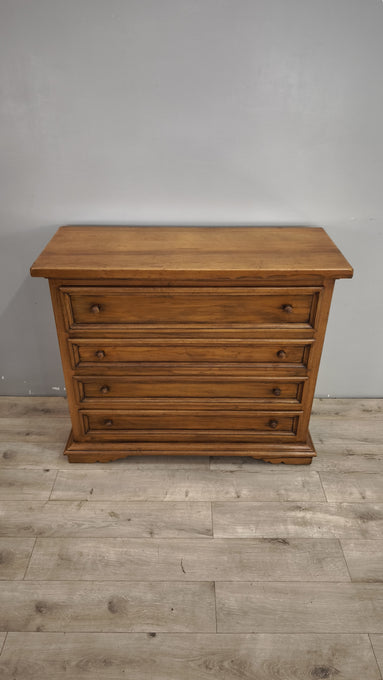 94150 Comò in legno massello con tre cassetti e piano a ribalta