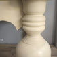 94191 Tavolo in legno color panna con grandi gambe