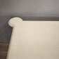 94191 Tavolo in legno color panna con grandi gambe