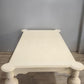 94191 Tavolo in legno color panna con grandi gambe