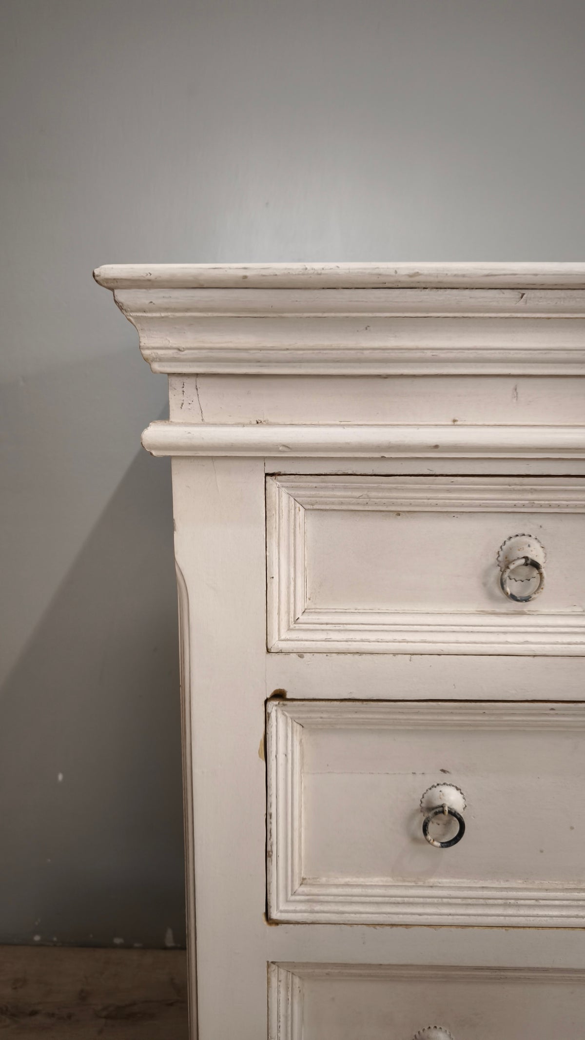94190 Cassettiera in legno dipinta bianca