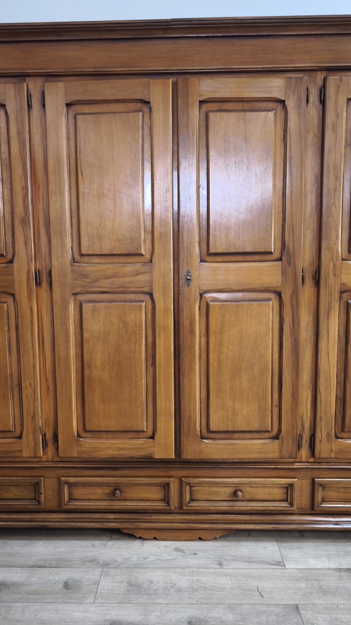 94149 Armadio in legno sei ante