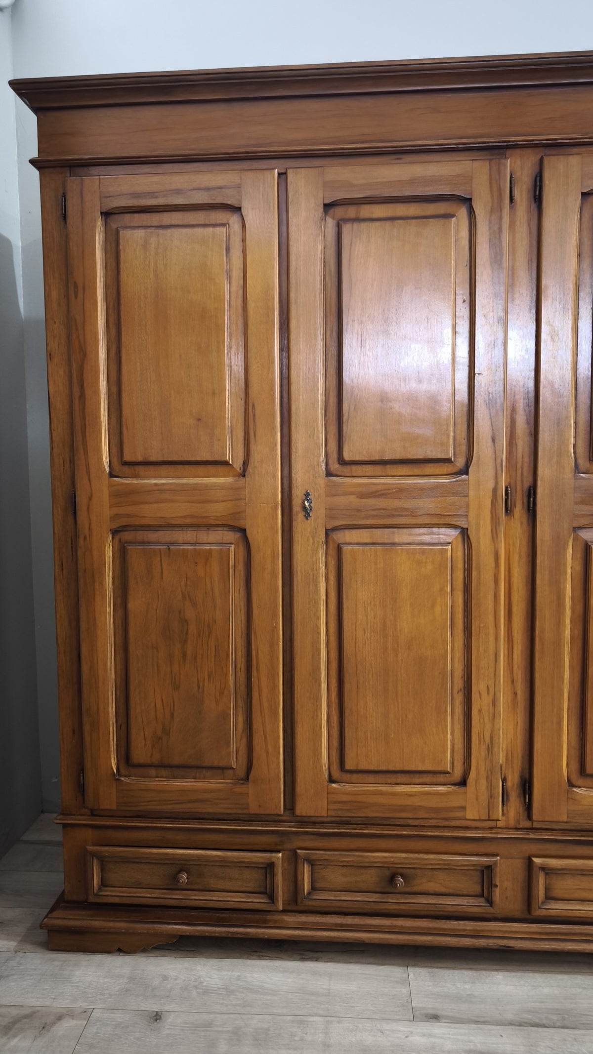 94149 Armadio in legno sei ante