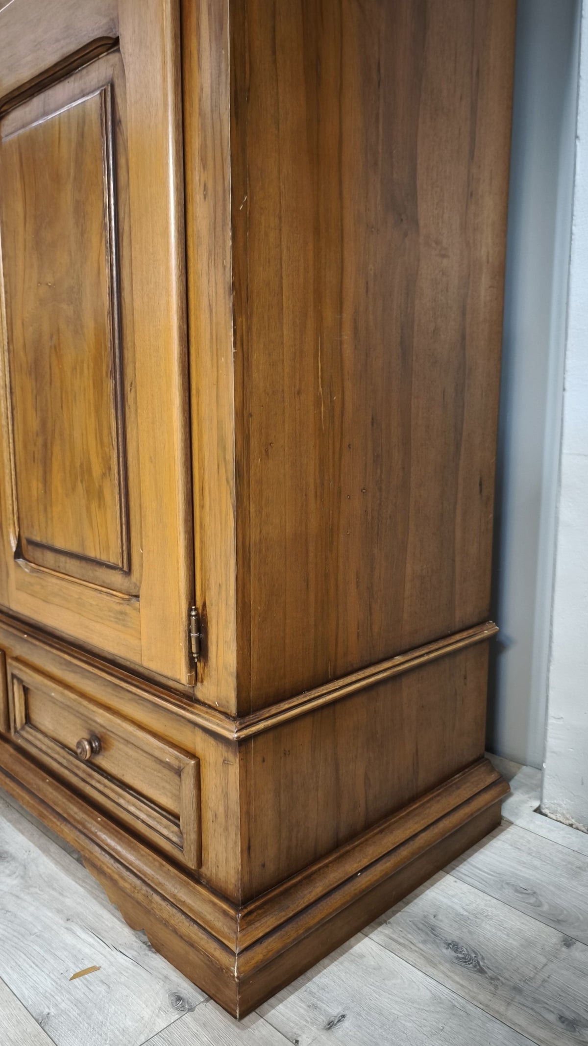 94149 Armadio in legno sei ante