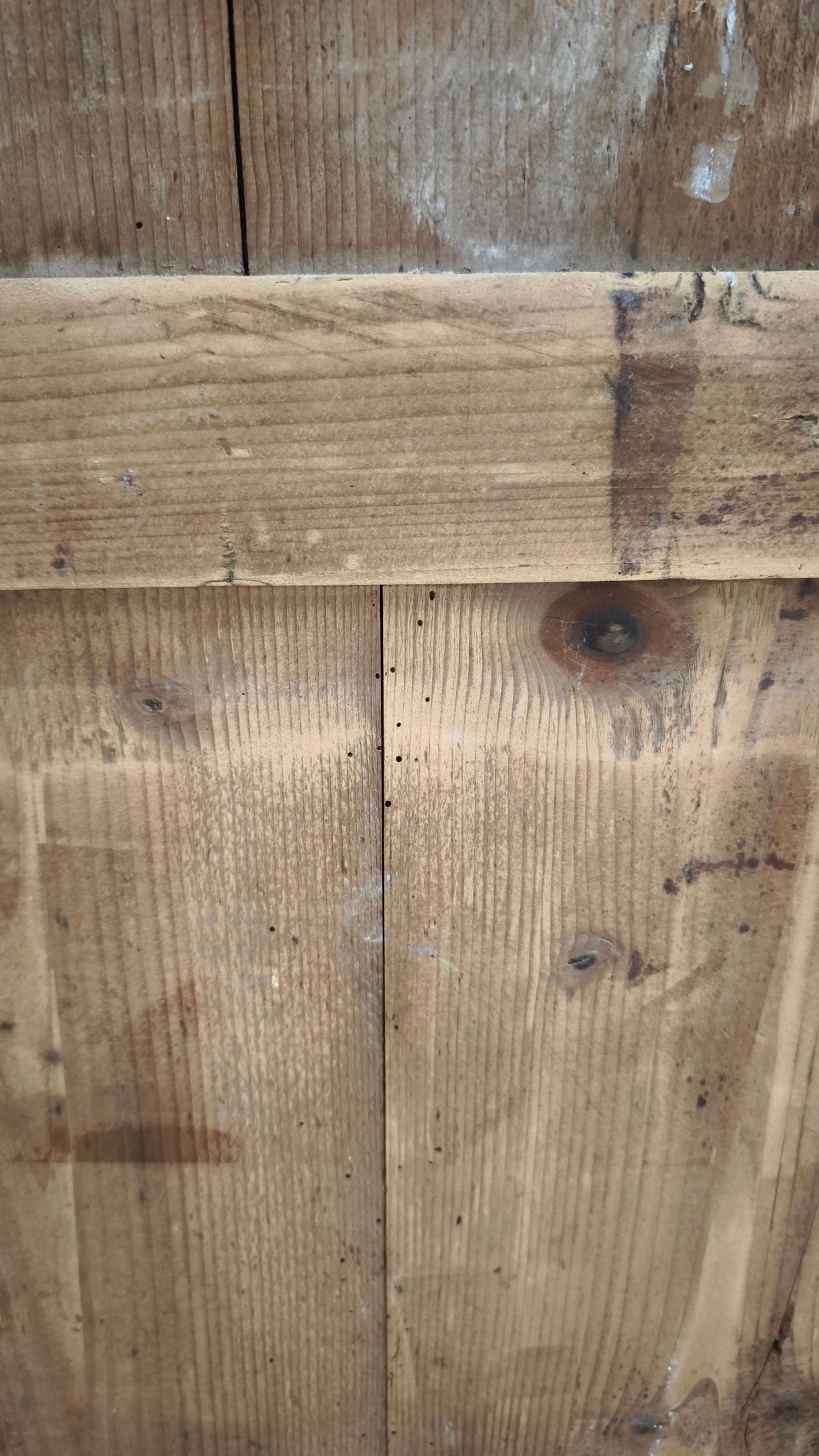 94230 Vetrina in legno grezzo due ante