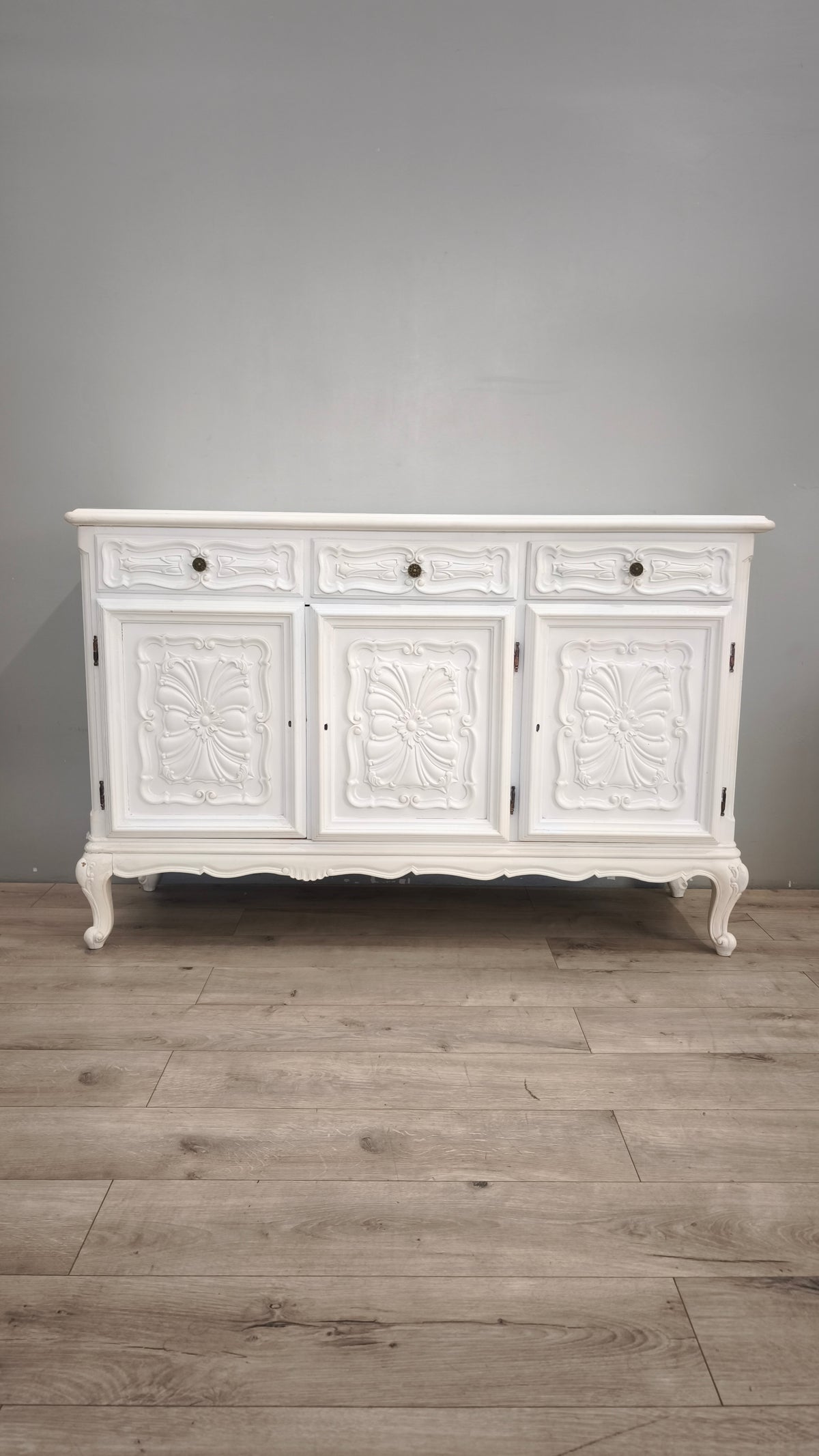 94241 Credenza in legno dipinta bianca