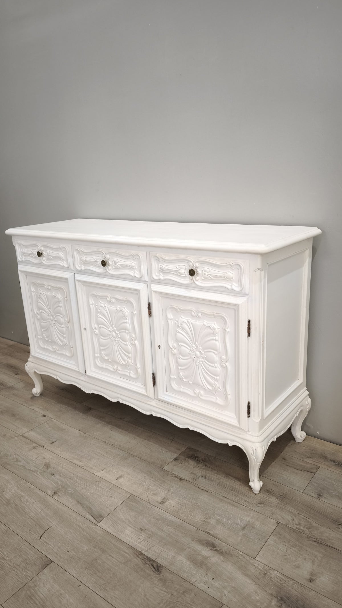 94241 Credenza in legno dipinta bianca