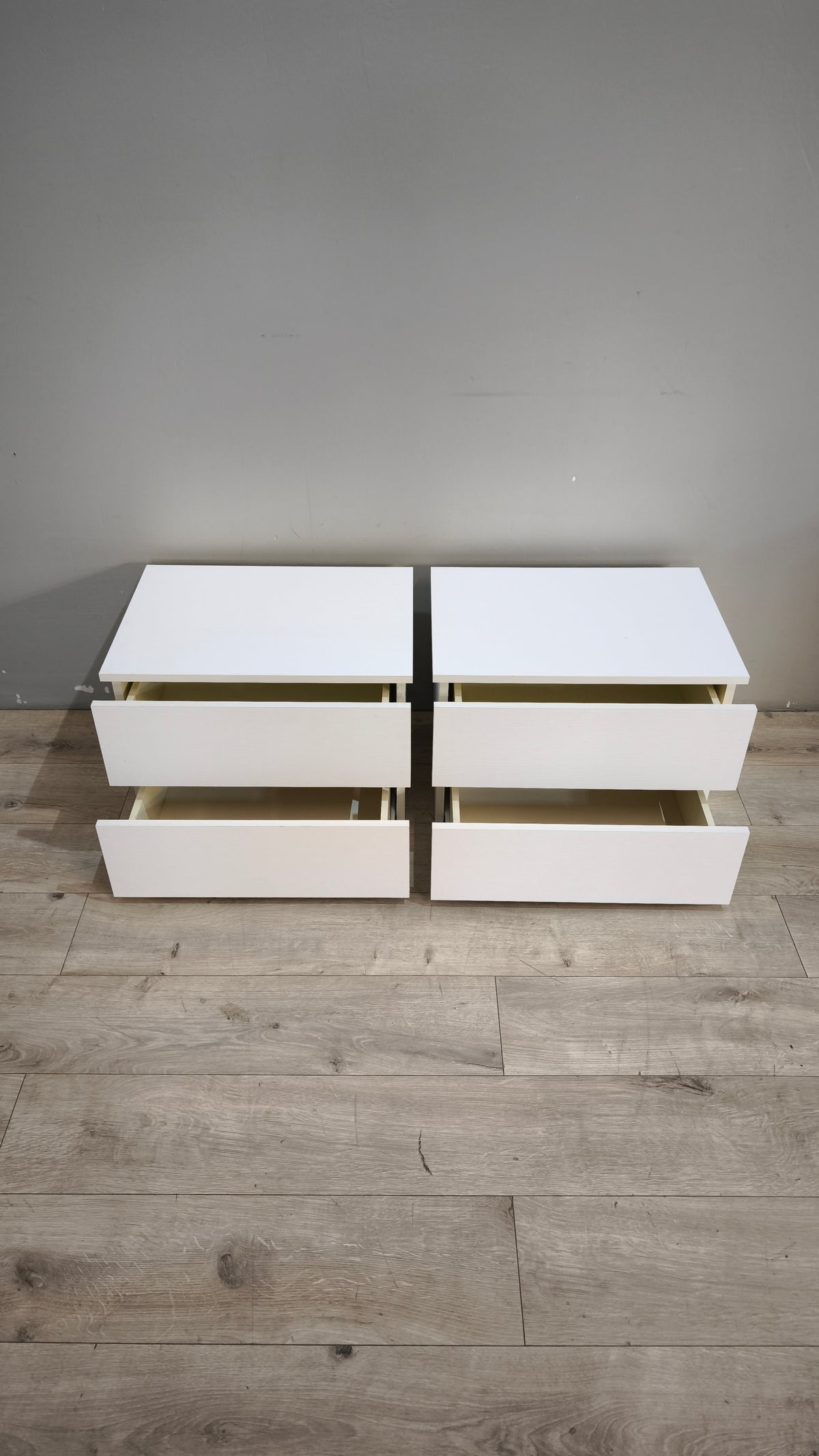 94239 Coppia di comodini Ikea bianchi