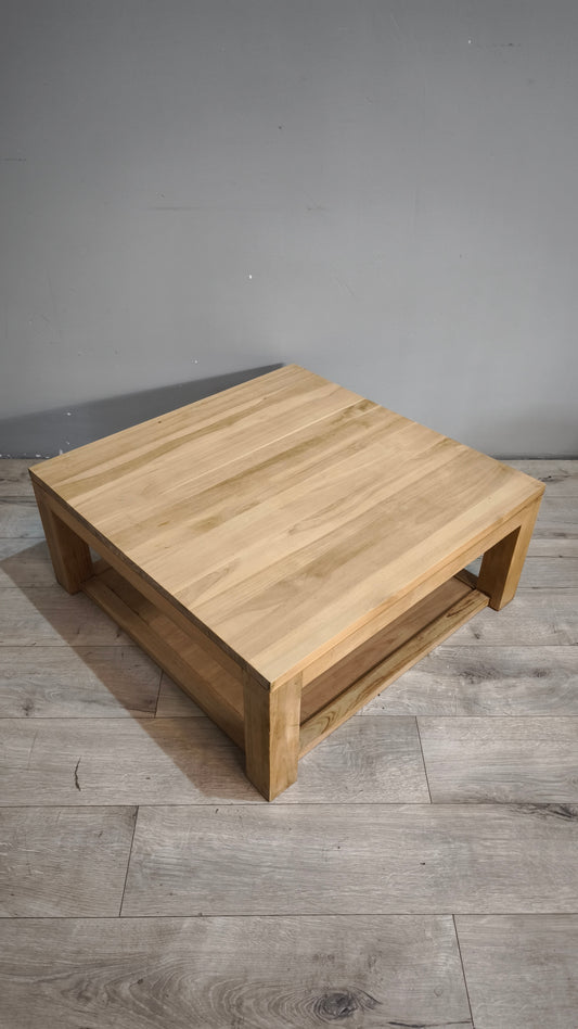 94322 Tavolo da salotto quadrato in legno