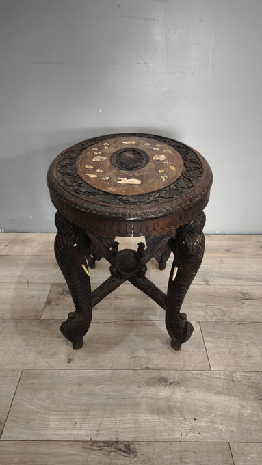 94245 Tavolino da salotto in legno etnico con elefanti decorati