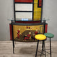 93663 Mobile bar anni '50 stile Gio Ponti in vetro decorato e metallo (con sgabelli)