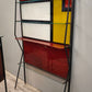 93663 Mobile bar anni '50 stile Gio Ponti in vetro decorato e metallo (con sgabelli)