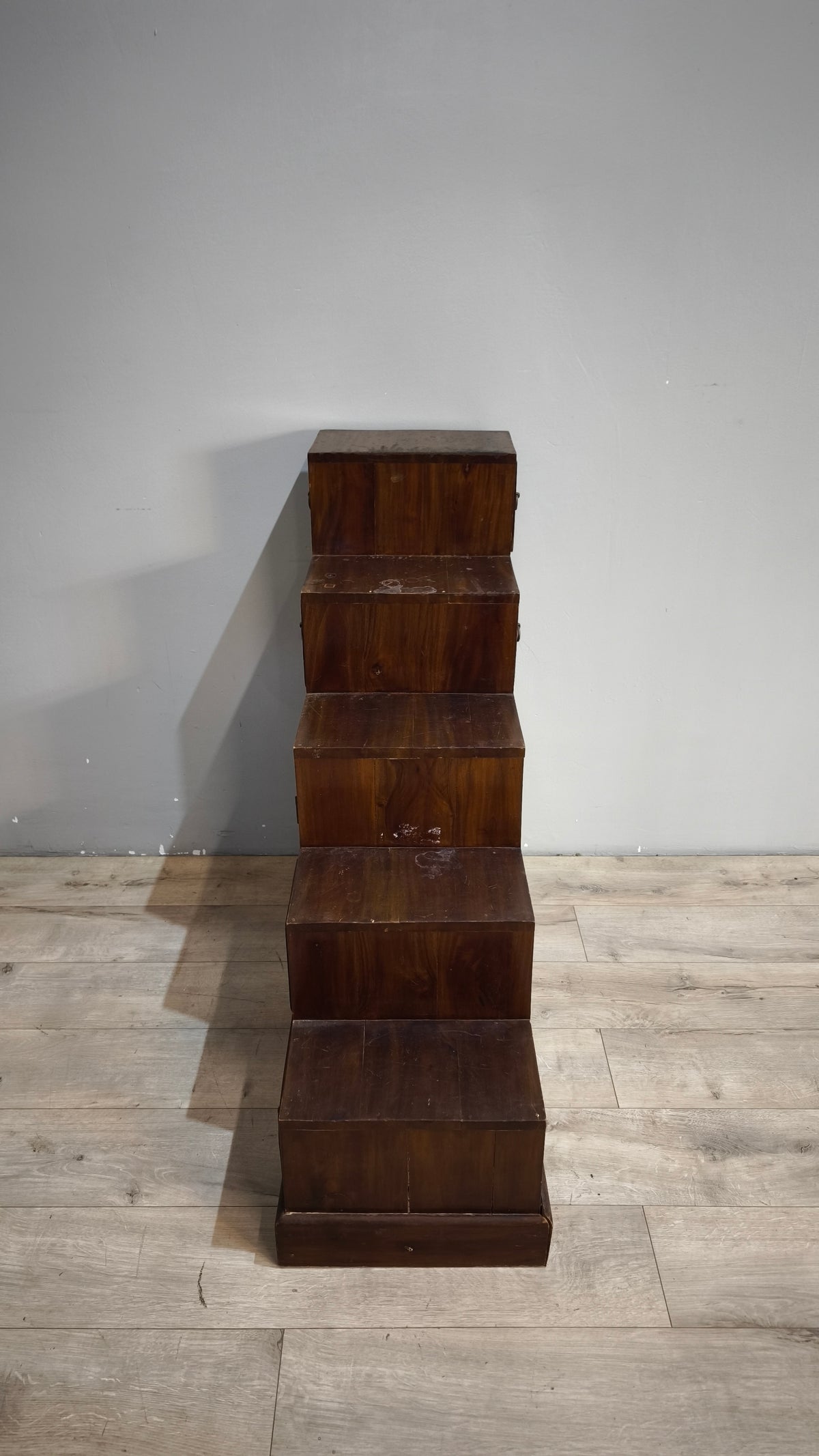 94544 Mobile scaletta in legno