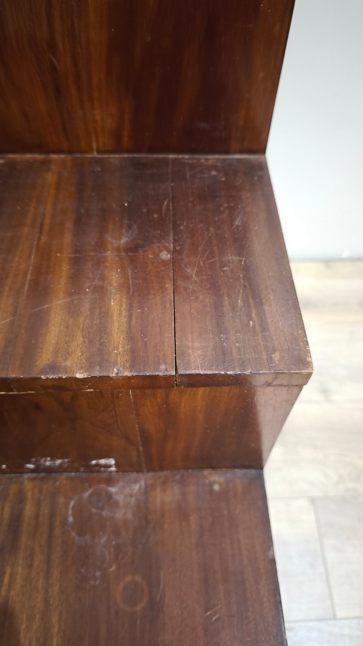 94544 Mobile scaletta in legno