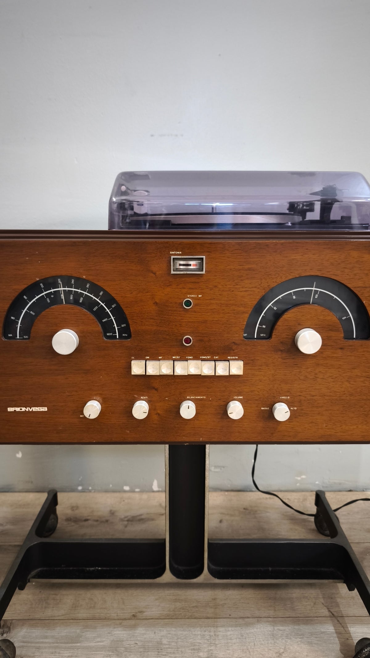 94594 Radiofonografo Brionvega RR126