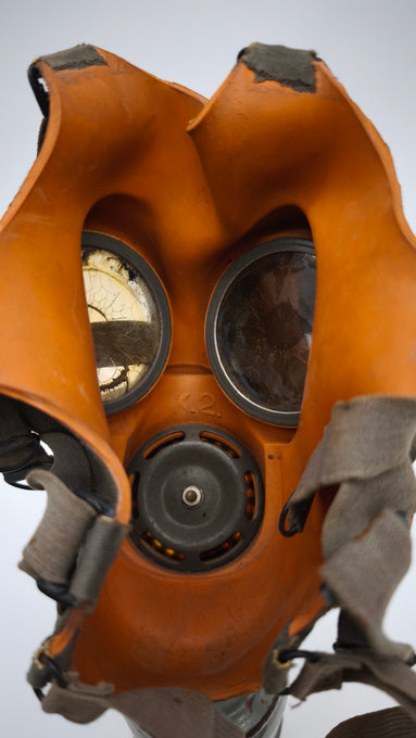 94646 Maschera antigas militare cecoslovacca modello VZ35 con custodia in metallo