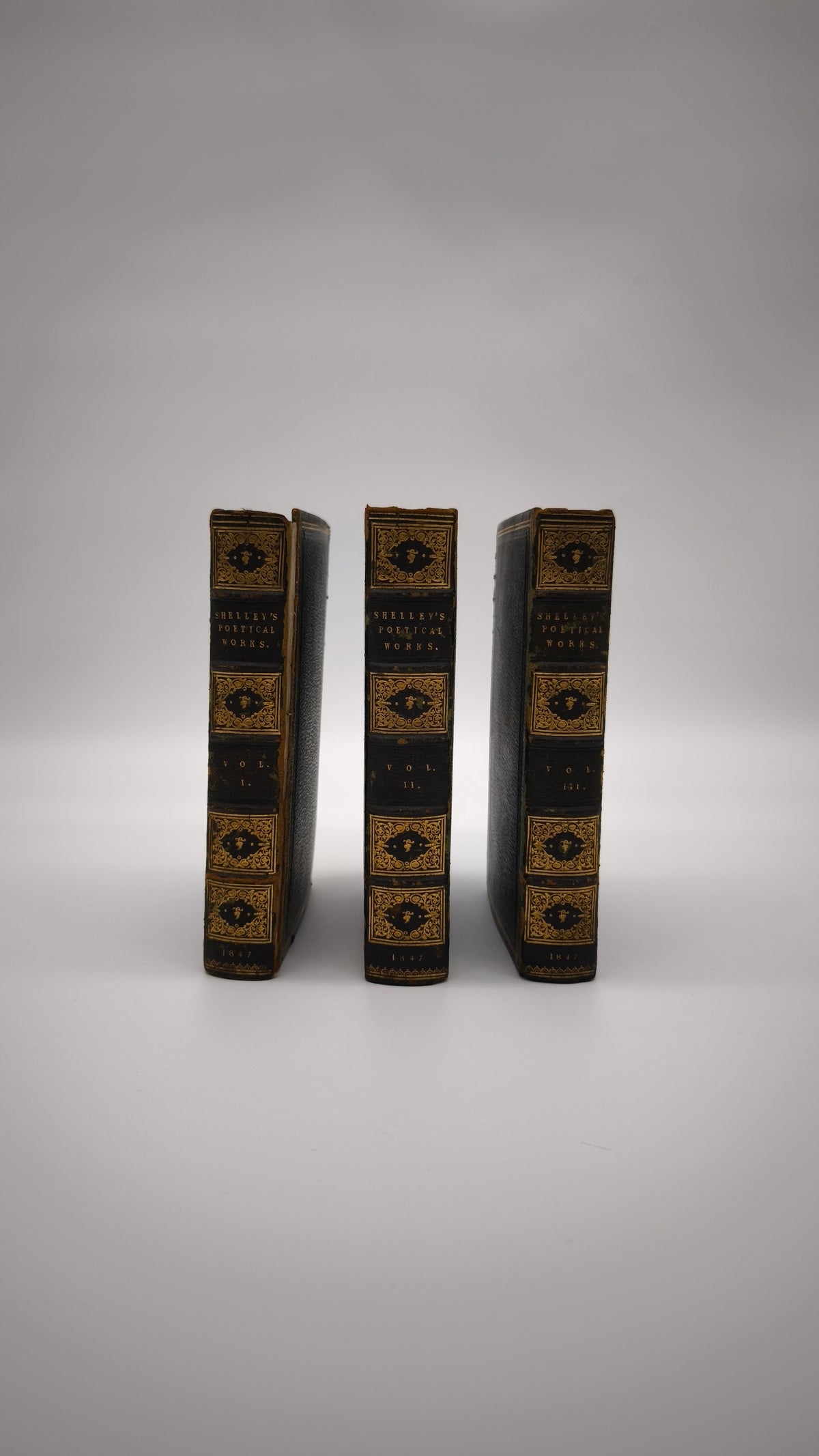 94588 Poetical works by Percy Bysshe Shelley, London, 1847, EM (3 volumi)