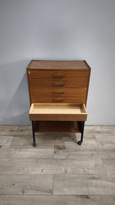 924087 Mobiletto vintage con cassetti e rotelle