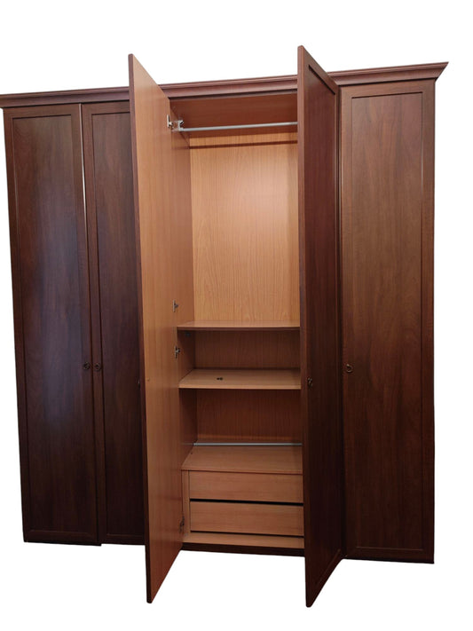 79351 Armadio color legno cinque ante