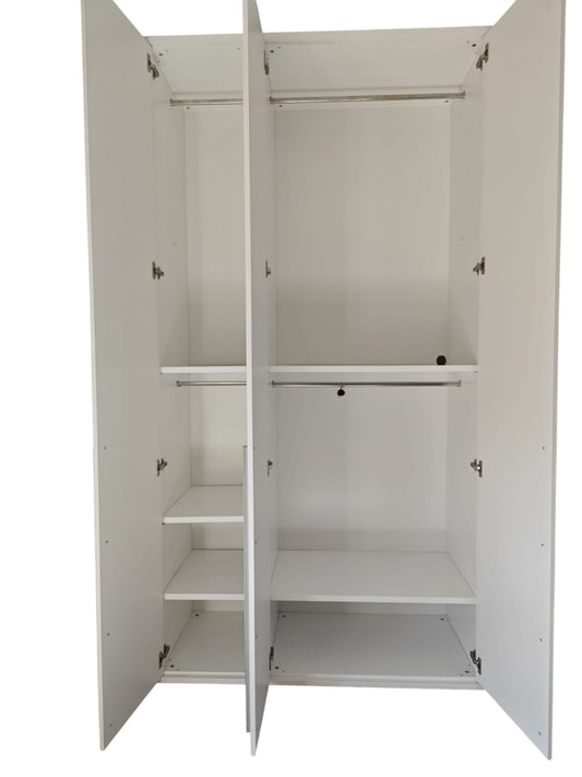 79820 Armadio bianco tre ante