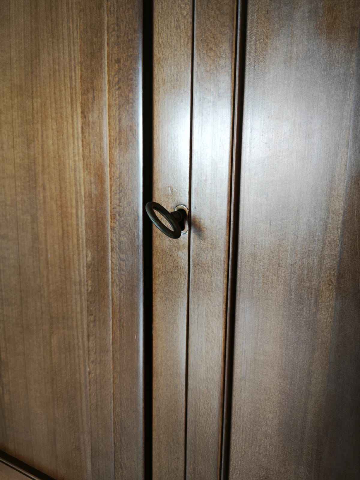 89769 Armadio in legno quattro ante