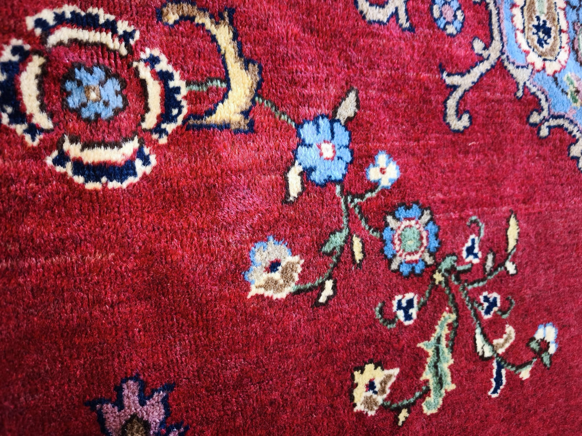 94724 Tappeto in fibra naturale rosso con decoro a motivo floreale 140cm x 215cm