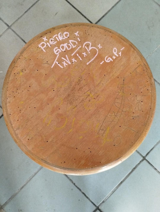 87740 Sgabello industriale con seduta in legno
