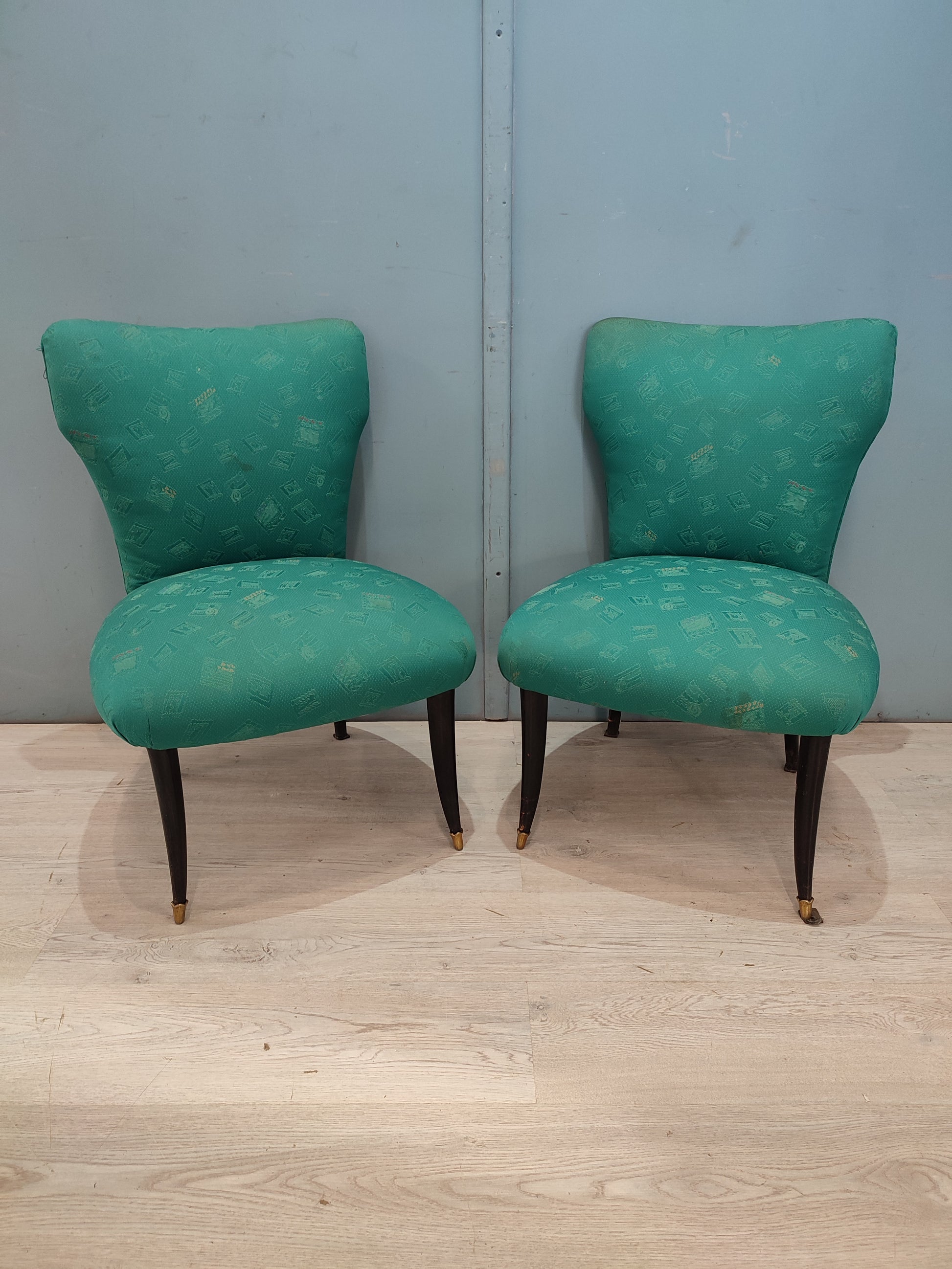 54643 Coppia di poltroncine da camera verdi - Main Image