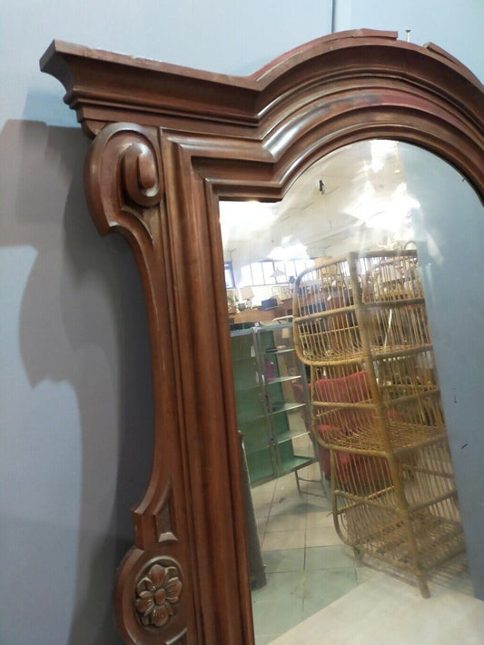 34175 Grande specchio con cornice in legno massello lavorato