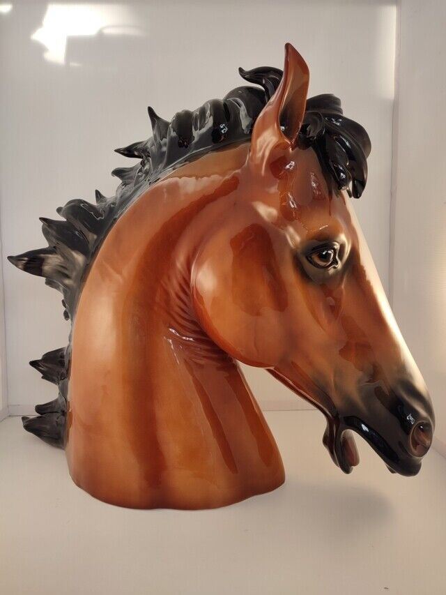 49028 Cavallo in ceramica made in Italy