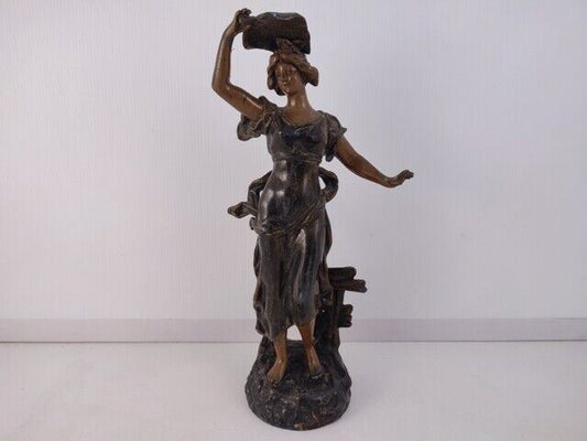 49985 Statua Dama in metallo bronzato
